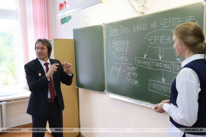 &quot;В лучшем, доступном и качественном виде&quot;. Учитель года Беларуси о нашей системе образования