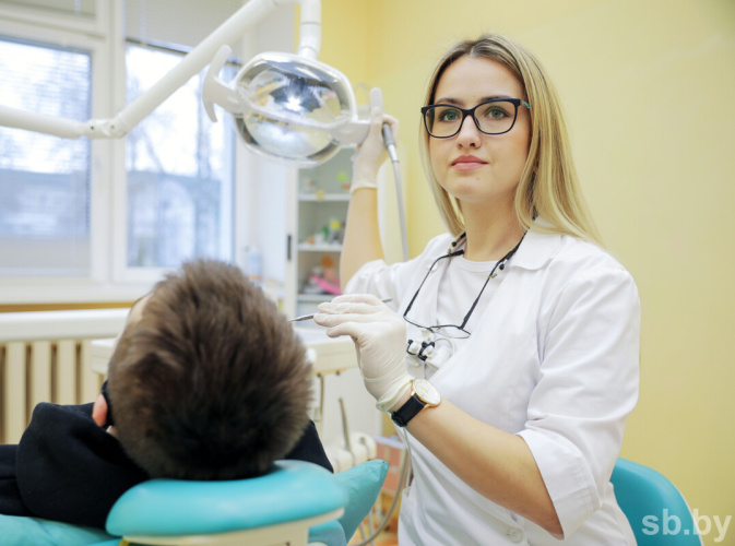 Включение услуг, которые не оказывались, и завышенные тарифы: КГК о нарушениях в стоматологии